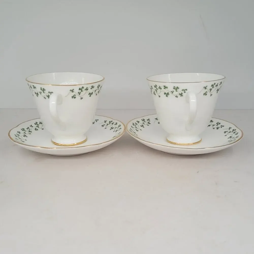 Royal Tara Shamrock‎ Teacup and Saucer Fine Bone China Irish Teatime 2-2 cottage